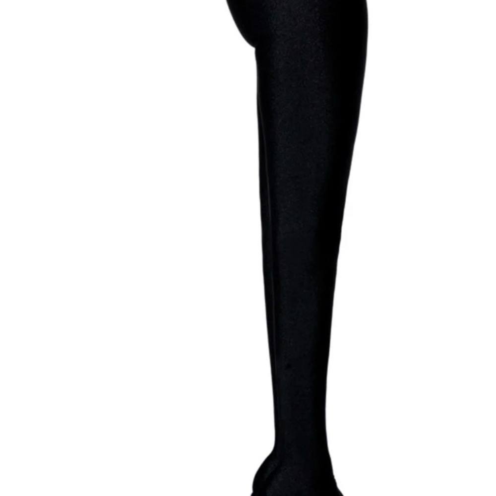 AKIRA Black Heels - Picture 6 of 8